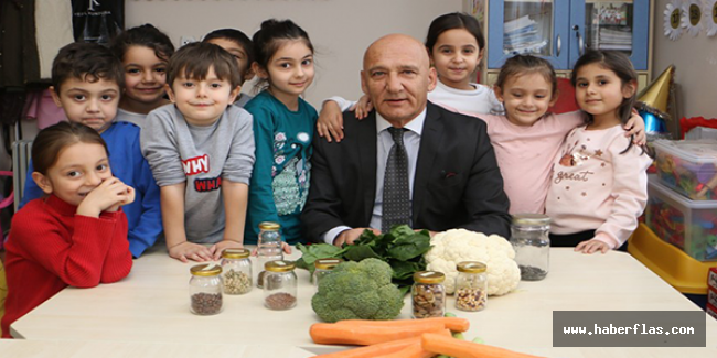 ÇOCUKLARA TARIMIN ÖNEMİNİ ANLATTI