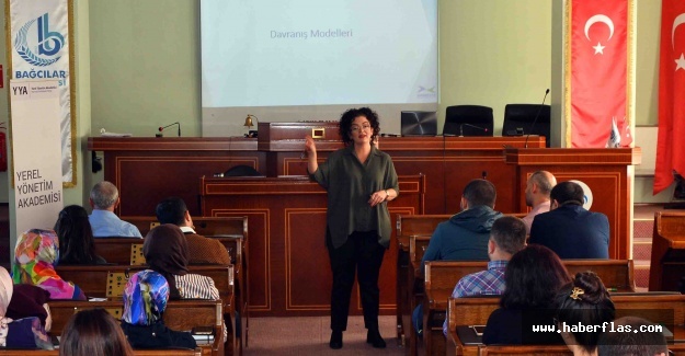 Belediyeden personeline iletişim eğitimi