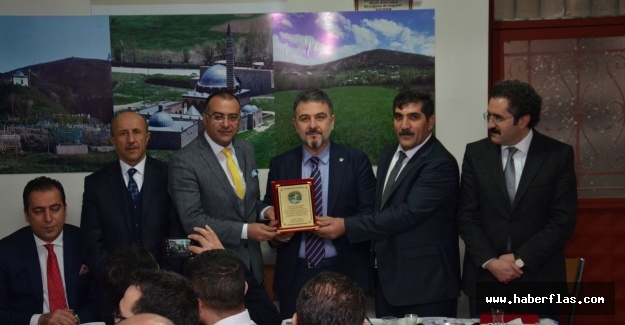 ‘Çalışmalarınız geleceğe yönelik olsun”