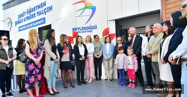 Çocuklar erken yaşta doğru metotlarla İngilizce öğrenecek