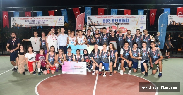 15 TEMMUZ GENÇLERİ YİNE SOKAĞA SAHİP ÇIKTI