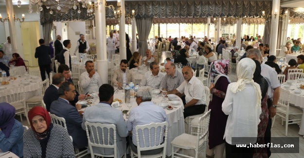 15 TEMMUZ’DA KARTAL’DA ŞEHİT VE GAZİLER ONURUNA YEMEK VERİLDİ