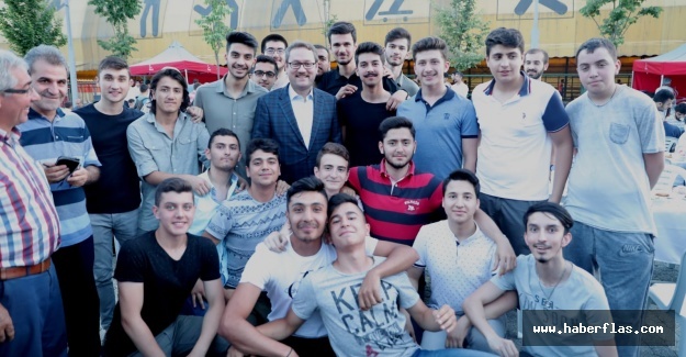 “Muhtar bile olmaz’ Dediler, Başkan Seçtik!”