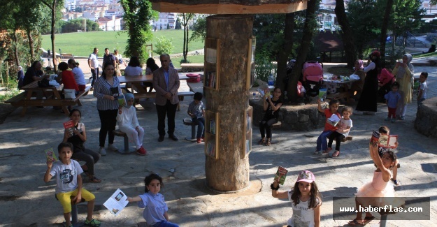 Kartal’da Ağaçlar Kitap Açtı