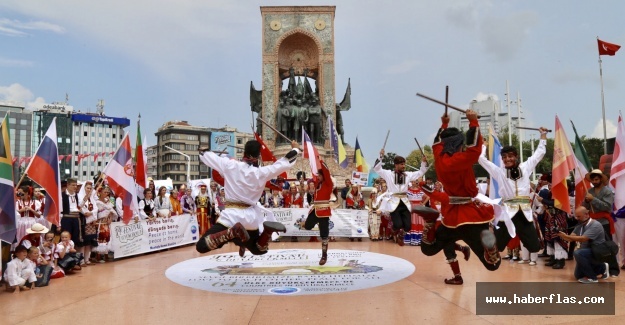 Sınırları Aşan Festival Başladı