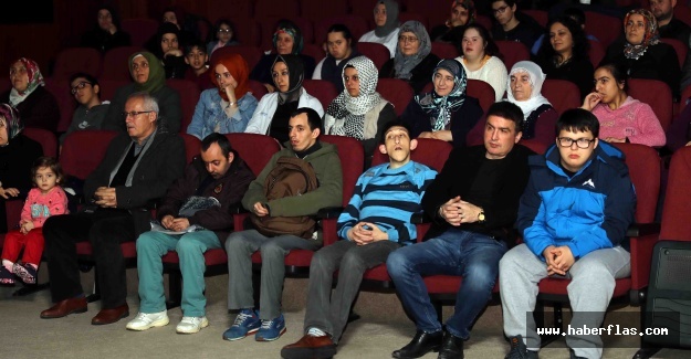 Engelliler Ve Aileleri İlk Defa Sinemaya Gitti