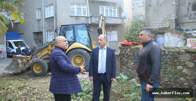 Kartal’da Çevreyi Tehdit Eden Metruk Yapıların Yıkımına Devam Ediliyor