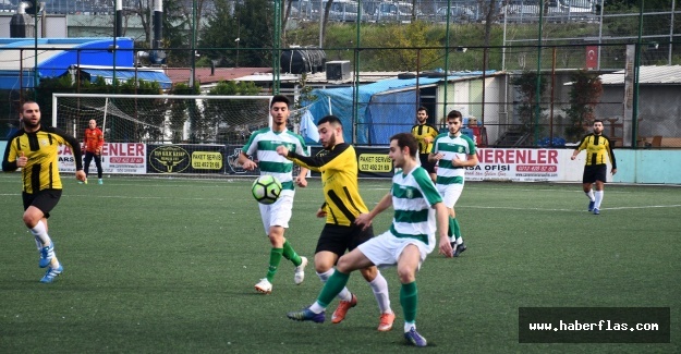 Küçükçekmecespor Şampiyonluk Yolunda