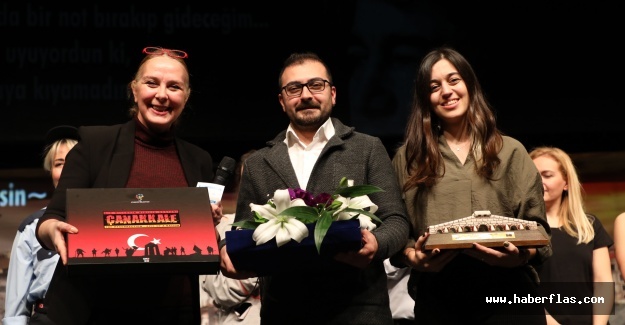 “Aziz Nesin Vapuru” Büyükçekmece’de Sahnelendi