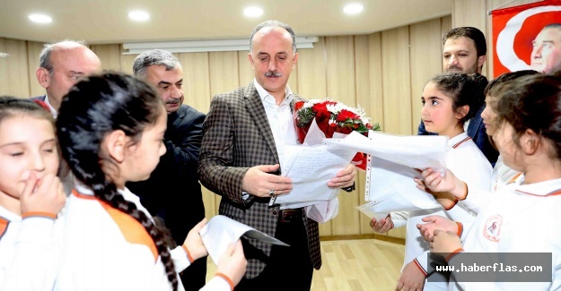 Bağcılarlı Minikler Yazarlık Yolunda İlk Adımı Attılar