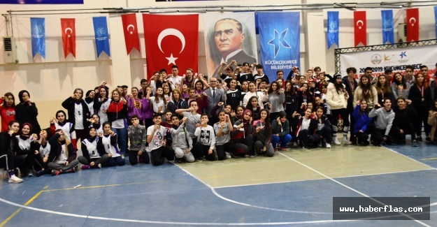 Geleneksel Oyunlar Şenliği Yapıldı