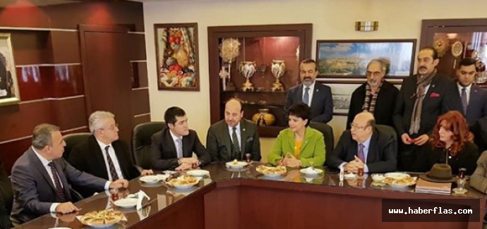 İYİ Parti’den Kilise Ziyaretleri