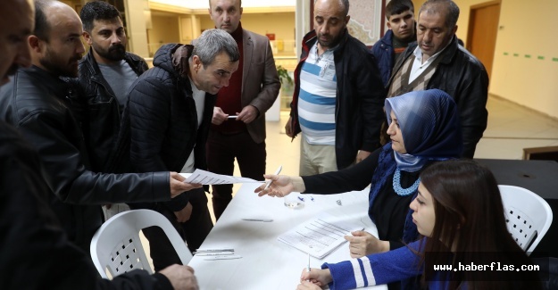 Kariyer Merkezi,  687 aileye umut oldu