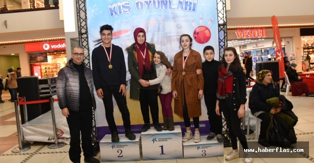 Küçükçekmece’de Bowling Heyecanı
