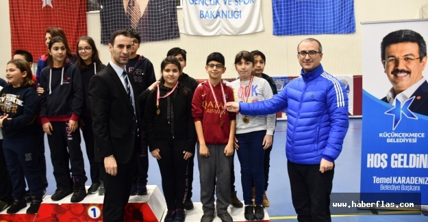 Okullar Arası Satranç Turnuvası Sona Erdi