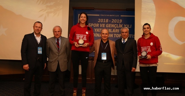 Türk Spor Tarihine Damga Vuran İsimler Onurlandırıldı