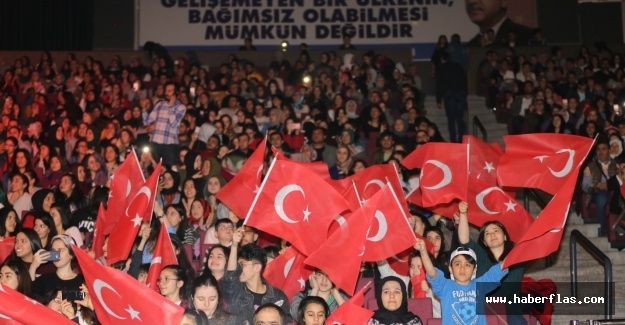 “Küçükçekmece’ye Gençlik Merkezi Geliyor”