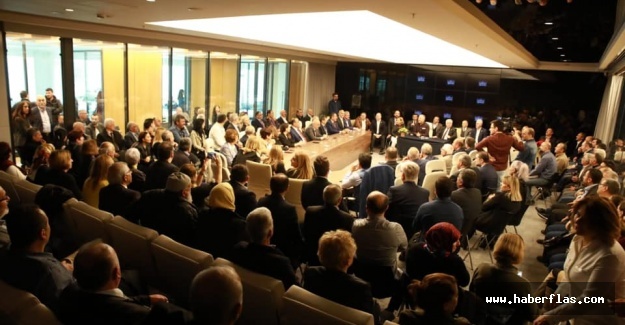 Eski ve yeni muhtarlar belediyede buluştu..!