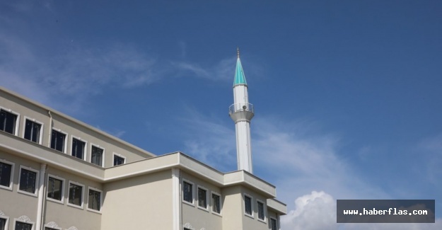Tehlike Arz Eden Minare Yıkılıyor