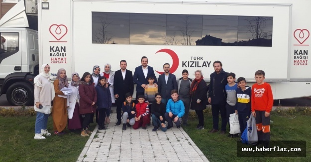 Eyüpsultanlı öğrencilerden Yardımseverlik KANımızda var! kampanyası
