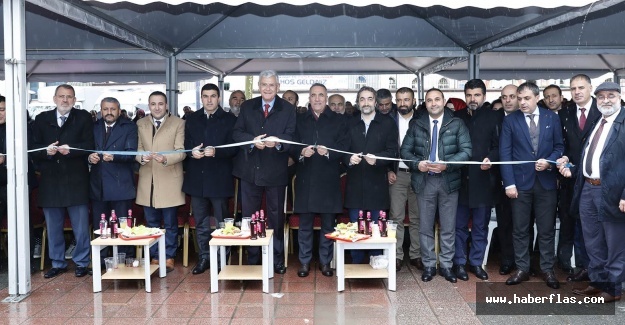 Sultangazi'de10 Ton Çiğköfte Dağıtıldı