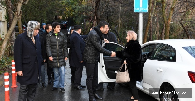 RIZA AKPOLAT HALKLA EL ELE VERDİ BEŞİKTAŞ SORUNLARINI ÇÖZÜYOR