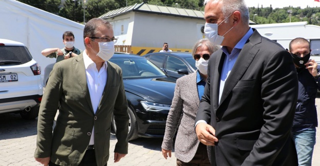 Kültür ve Turizm Bakanı Tarihi İmarethaneyi Ziyaret Etti