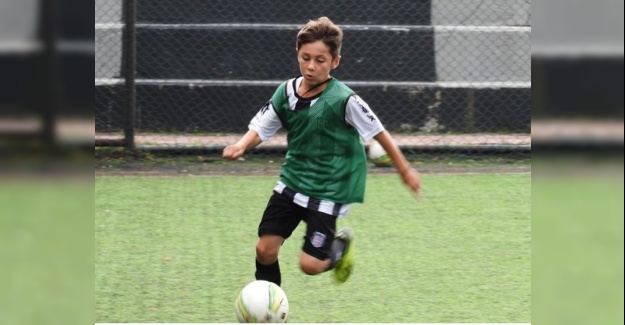 11 yaşındaki Taha, umut veriyor