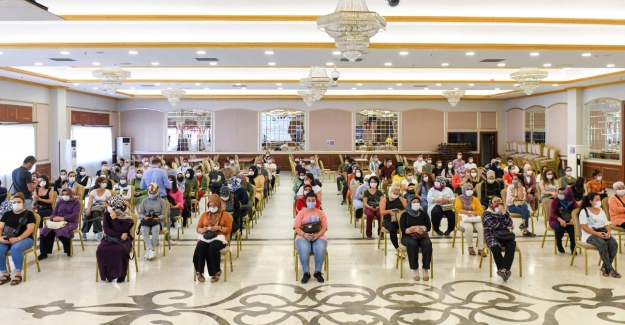 ​ESENYURT BELEDİYESİ ARACILIĞIYLA 200 KADIN İŞ SAHİBİ OLDU