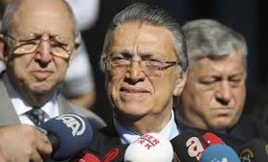 Mesut Yılmaz 72 yaşında hayata gözlerini yumdu