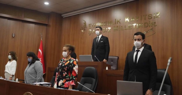 İzmir Depreminde hayatını kaybedenler Kartal'da anıldı
