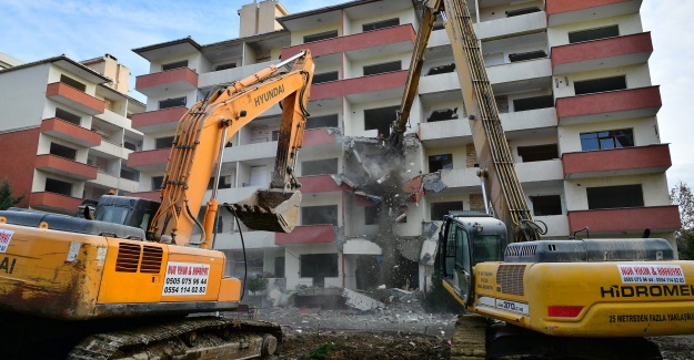 BEYLİKDÜZÜ’NDE DÖNÜŞÜM DEVAM EDİYOR