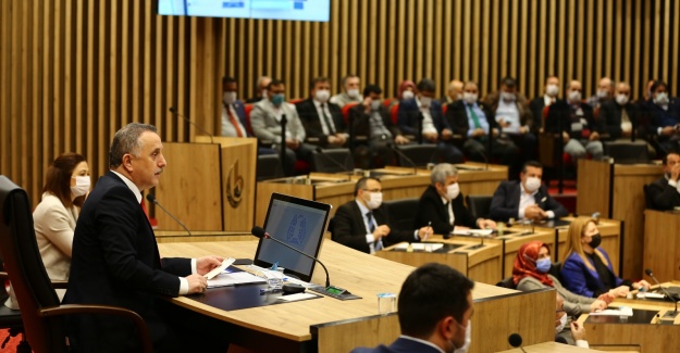 Yeni meclis salonu siyasilerden tam not aldı