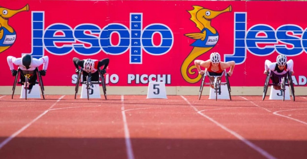 Bağcılarlı sporcular İtalya’dan madalyalarla döndü
