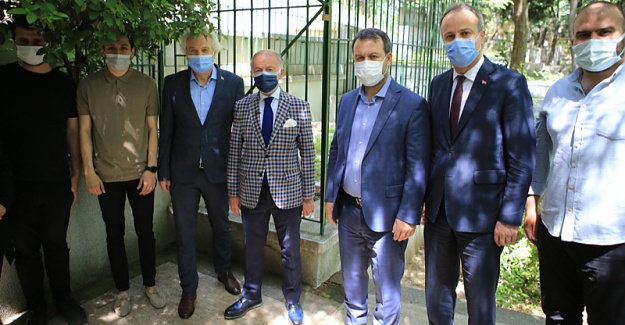 Necip Fazıl Kısakürek kabri başında anıldı