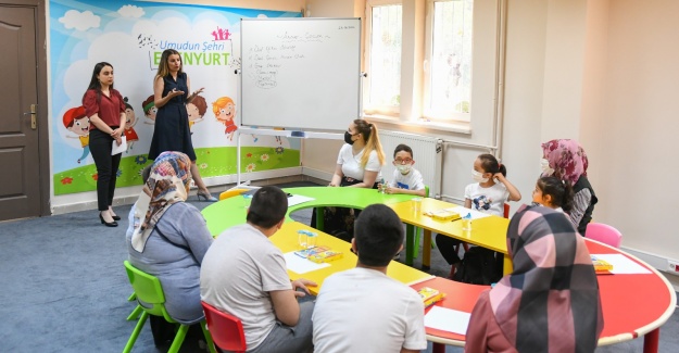 Esenyurt’ta özel çocuklara destek