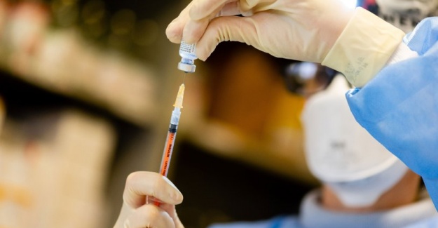 FDA’dan üçüncü doz aşıya şartlı onay