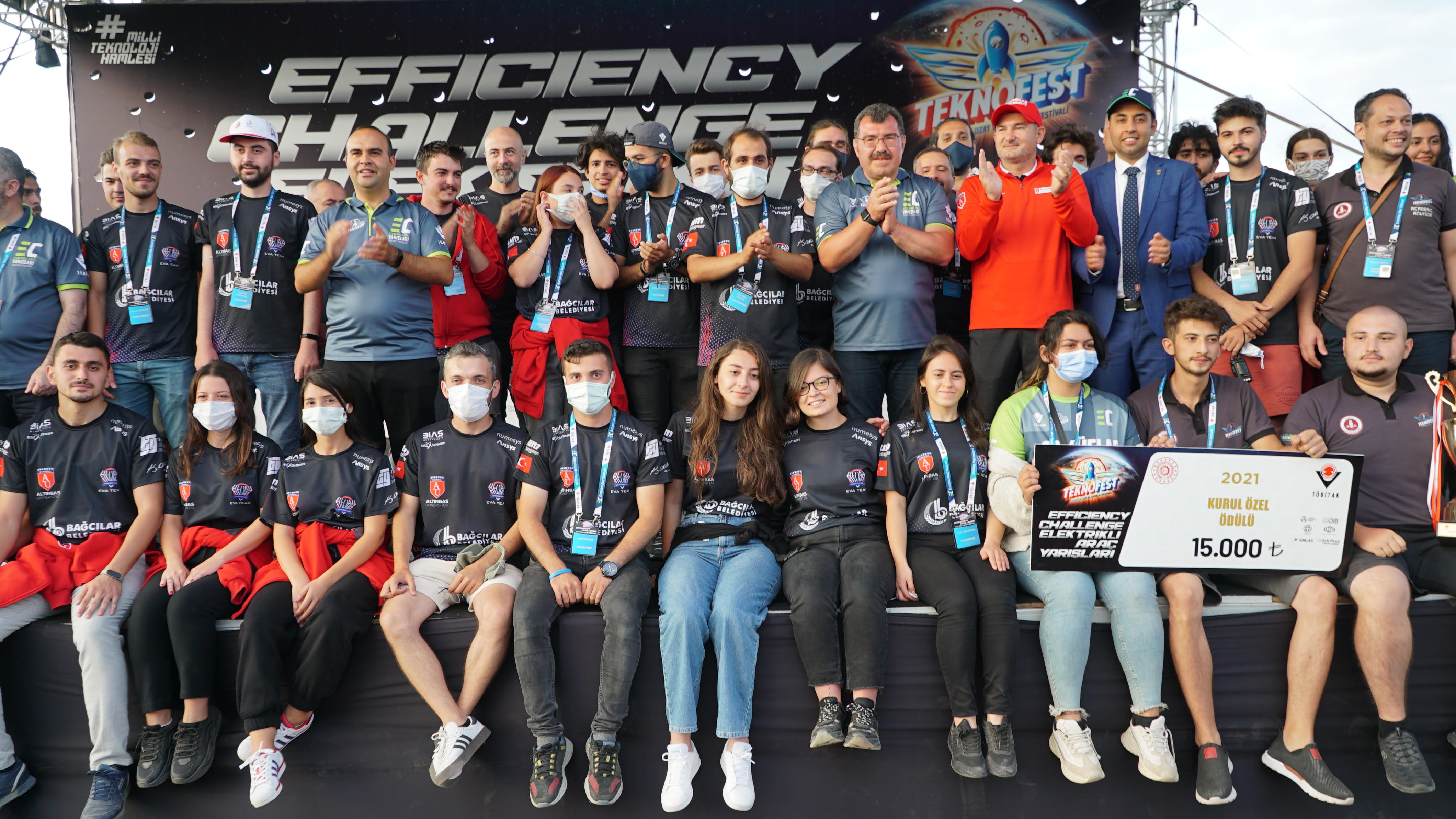 Bağcılar ‘EVA Team’e uluslararası TÜBİTAK ödülü