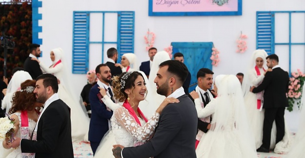 Bağcılar'da toplu nikah töreni