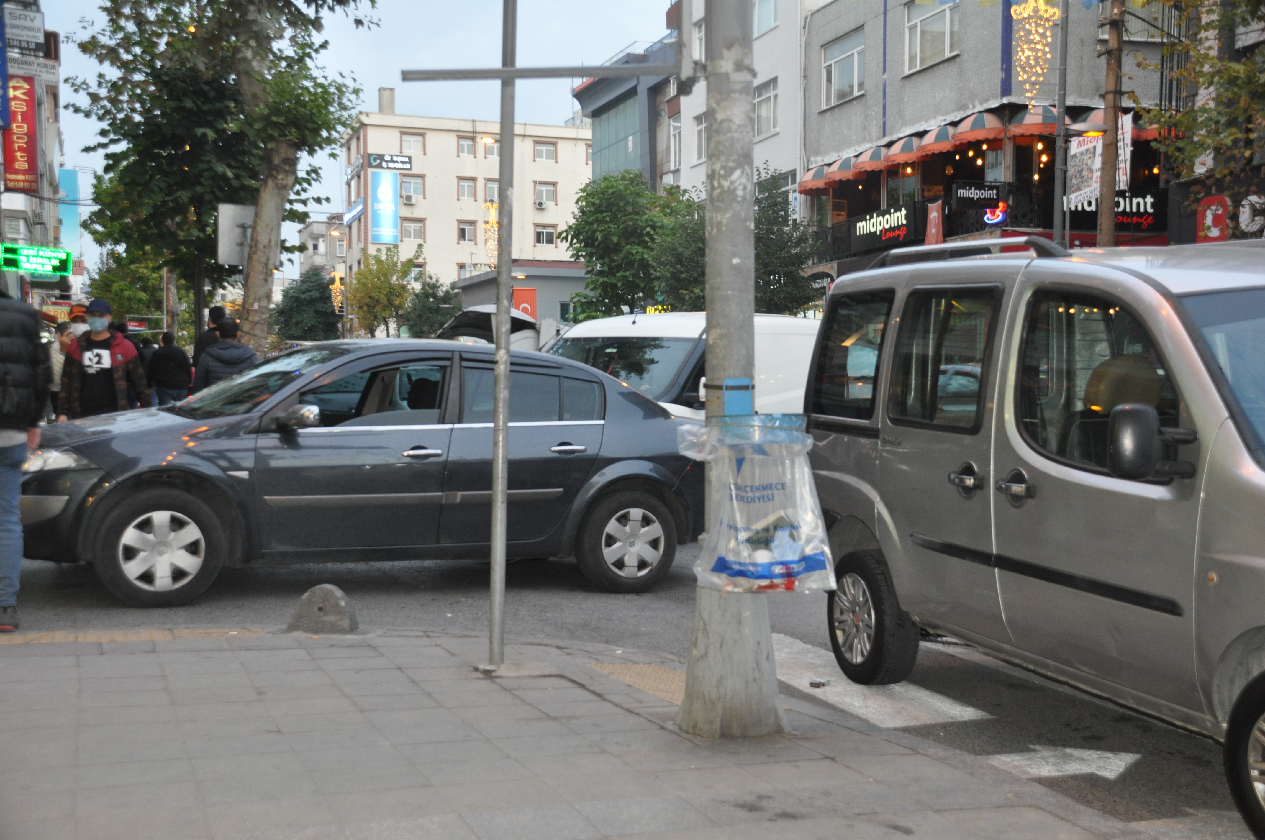 Ortada ne otopark var ne de toplanan para