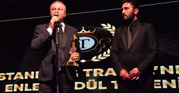 Başkan Akgün’e ‘’Yılın Belediye Başkanı’’ ödülü