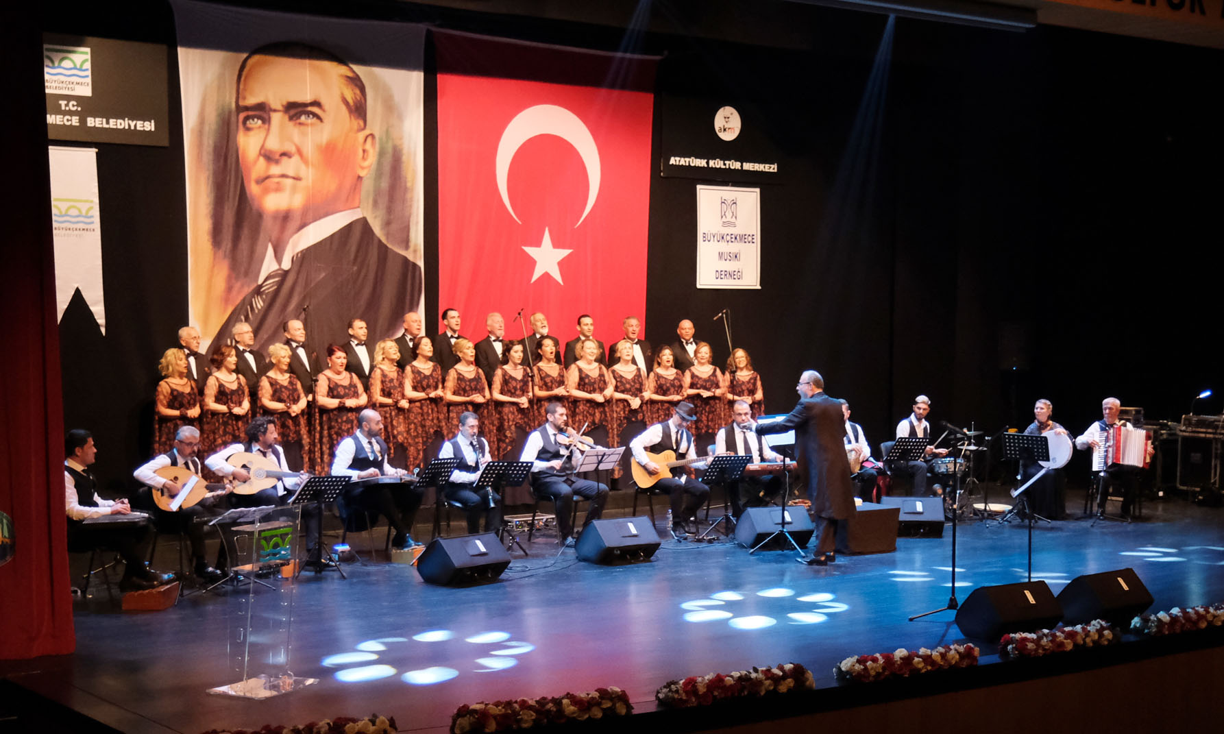 Musiki Derneği’nin muhteşem konserine yoğun ilgi