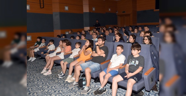 BEŞİKTAŞ’TA ÇOCUKLARA ÖZEL KISA FİLM ATÖLYESİ DÜZENLENDİ