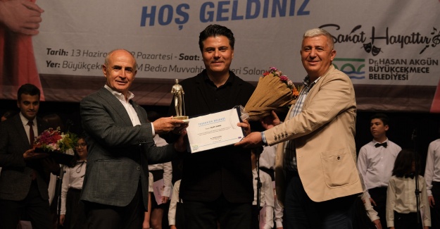 Sahne sanatları öğrencileri ayakta alkışlandı