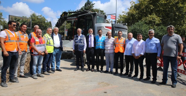 İSKİ İSTİNYE’DE DÜĞMEYE BASTI: SU KAÇAKLARI TARİH OLUYOR