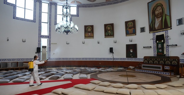 KARTAL BELEDİYESİNDEN İBADETHANELERE DEZENFEKTE ÇALIŞMASI