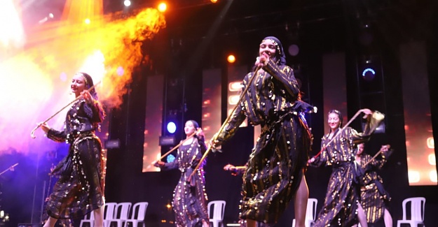 Kartal’dan Tüm Dünyaya ‘Uluslararası Halk Oyunları Festivali’ ile Barış Çağrısı Yapıldı