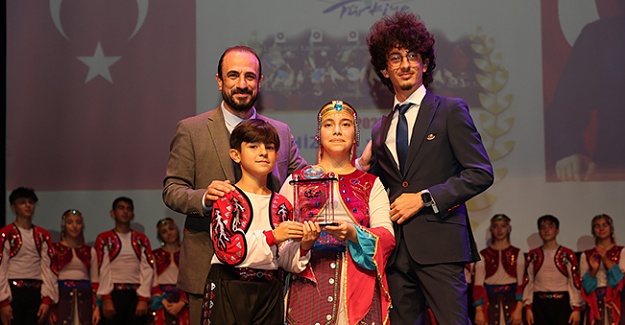 CIOFF genç teşvik ödülü rozetin yolculuğu’nun oldu