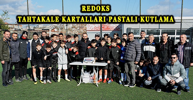 Redoks Tahtakale Kartalları Pastalı Kutlama