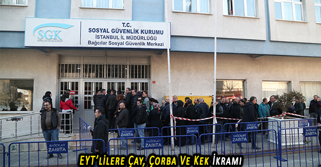 EYT’lilere Çay, Çorba Ve Kek İkramı